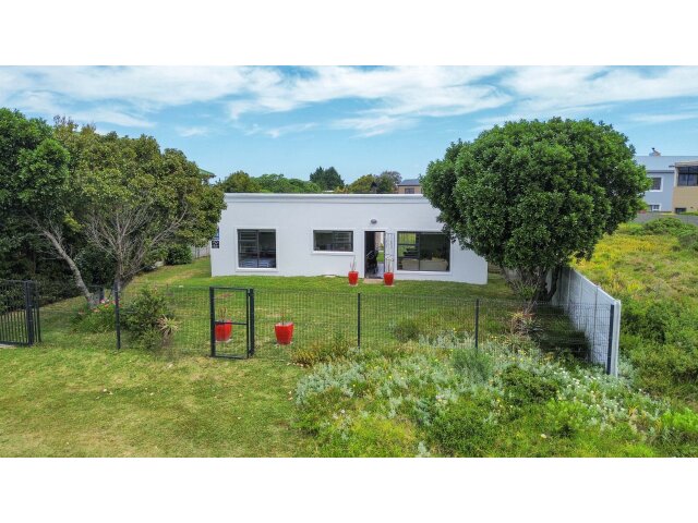 <!--[if BLOCK]><![endif]--> 57  Malmok Crescent, Vermont, Hermanus <!--[if ENDBLOCK]><![endif]-->